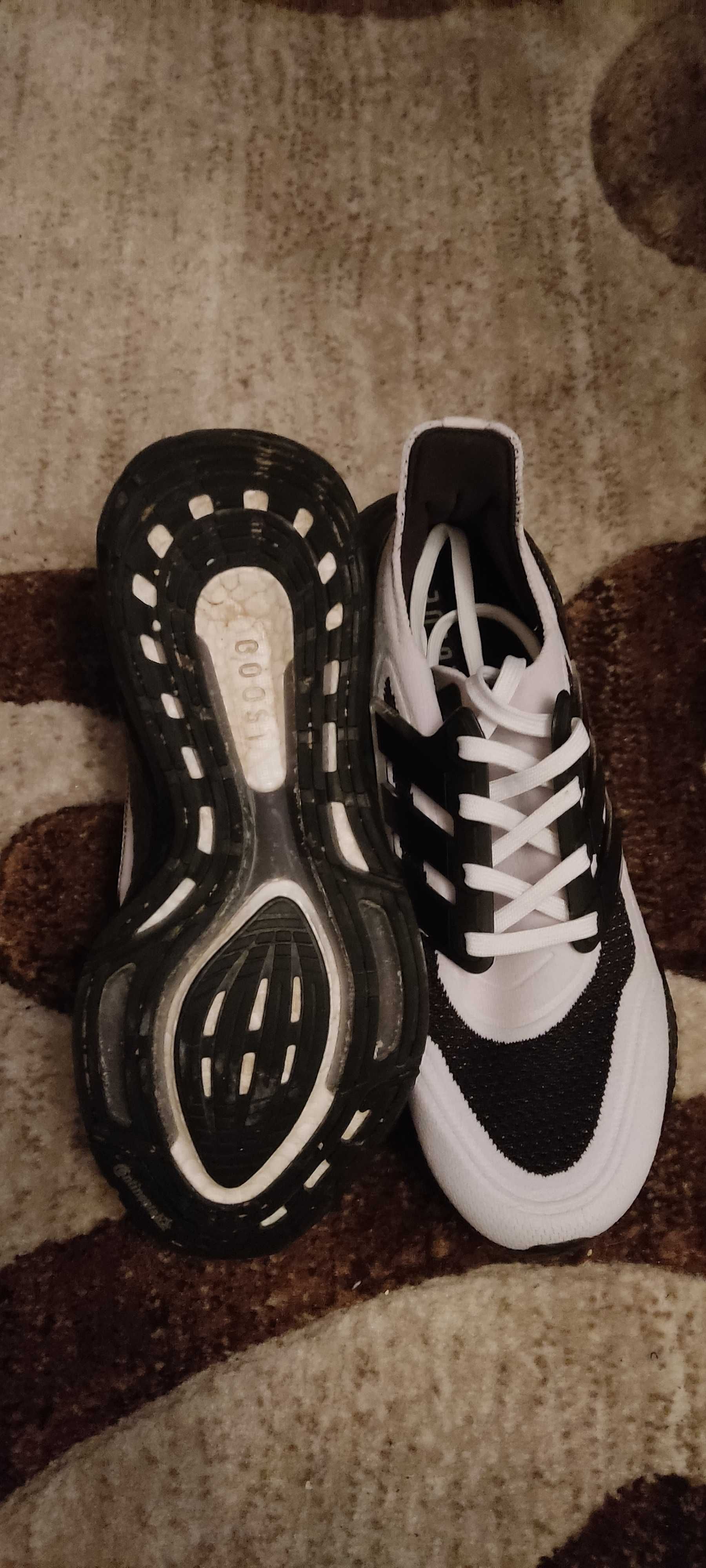 adidas ultraboost 21 black and white "oreo"