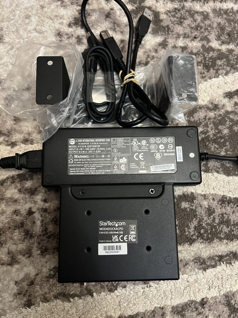 Docking Station  Hub  StarTech.За Mac и windows. Нов.