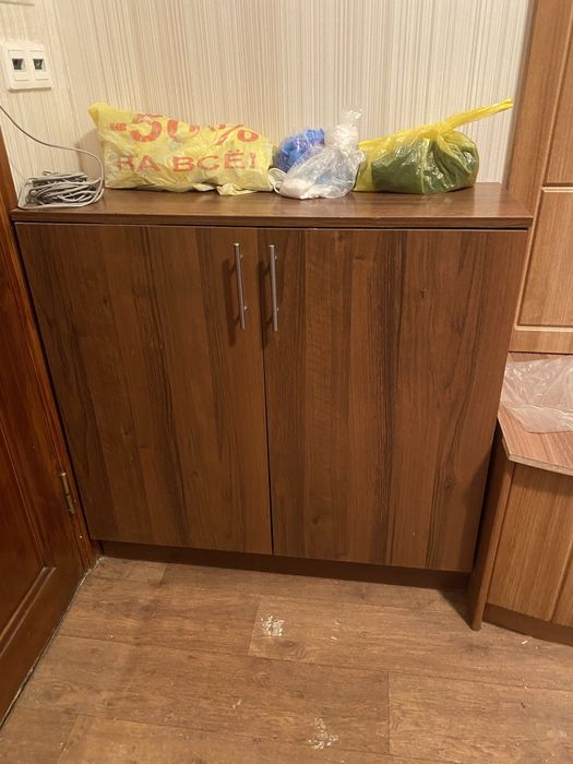 Продам обувницу в идеальном состояний