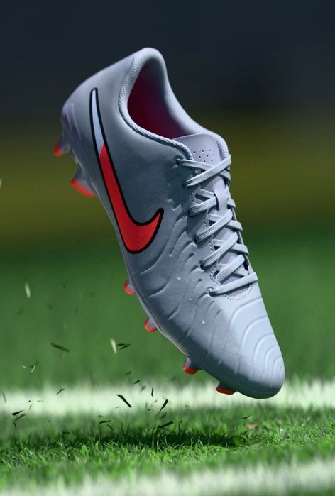 Ghete fotbal Nike Legend 10 . Noi în cutie !!!
