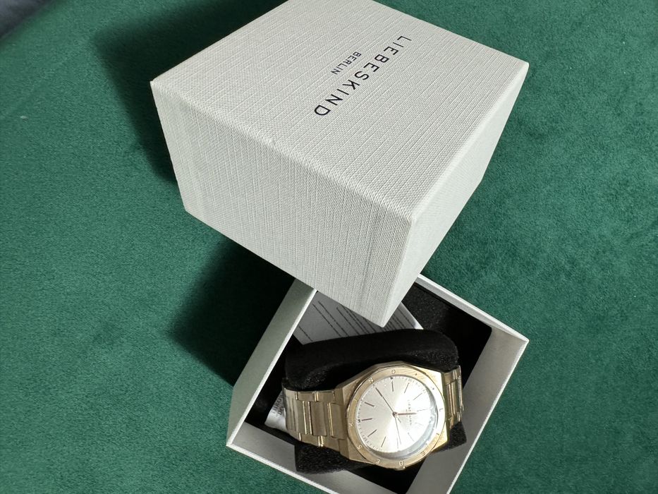 Ceas analogic Liebeskind Berlin auriu-roz