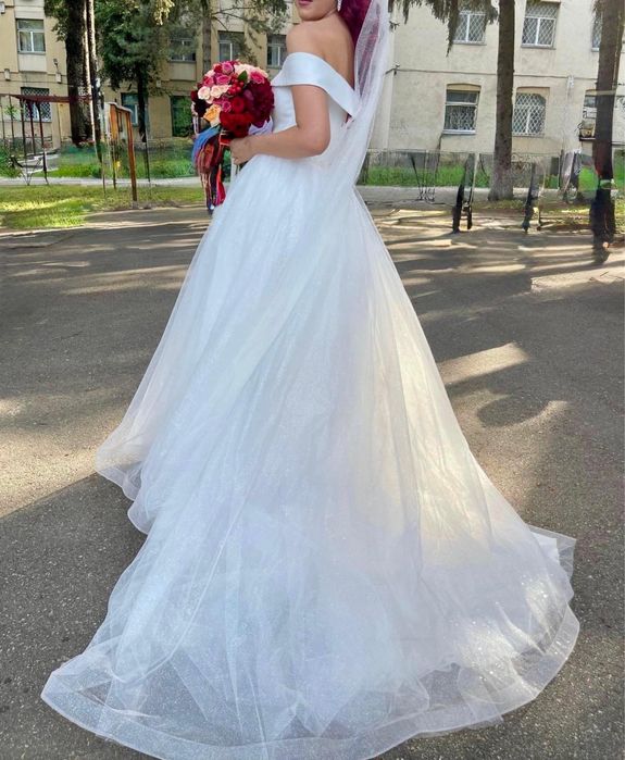 Rochie de mireasă tip A-line/ prințesă - ivoire, sclipici fin