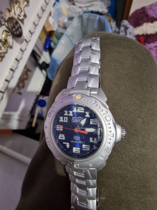 Ceas original Sector