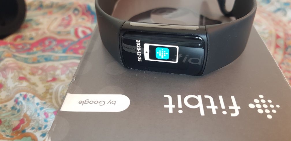 Bratara smartwatch fitbit charge6