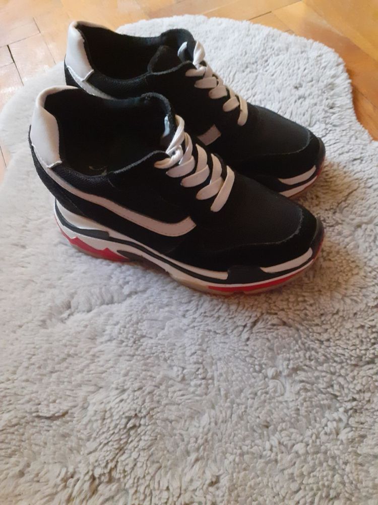 Маратонки на платформа Nike Adidas puma guess
