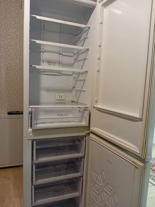 Холодильник на запчасти