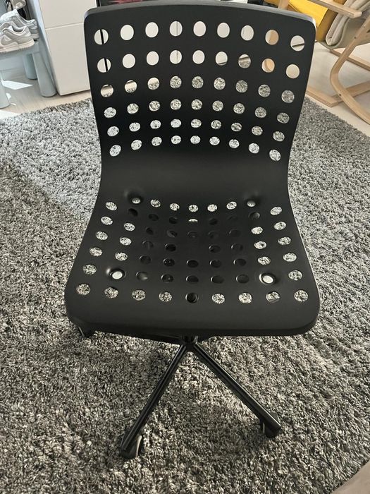 Scaun birou modern , ca nou