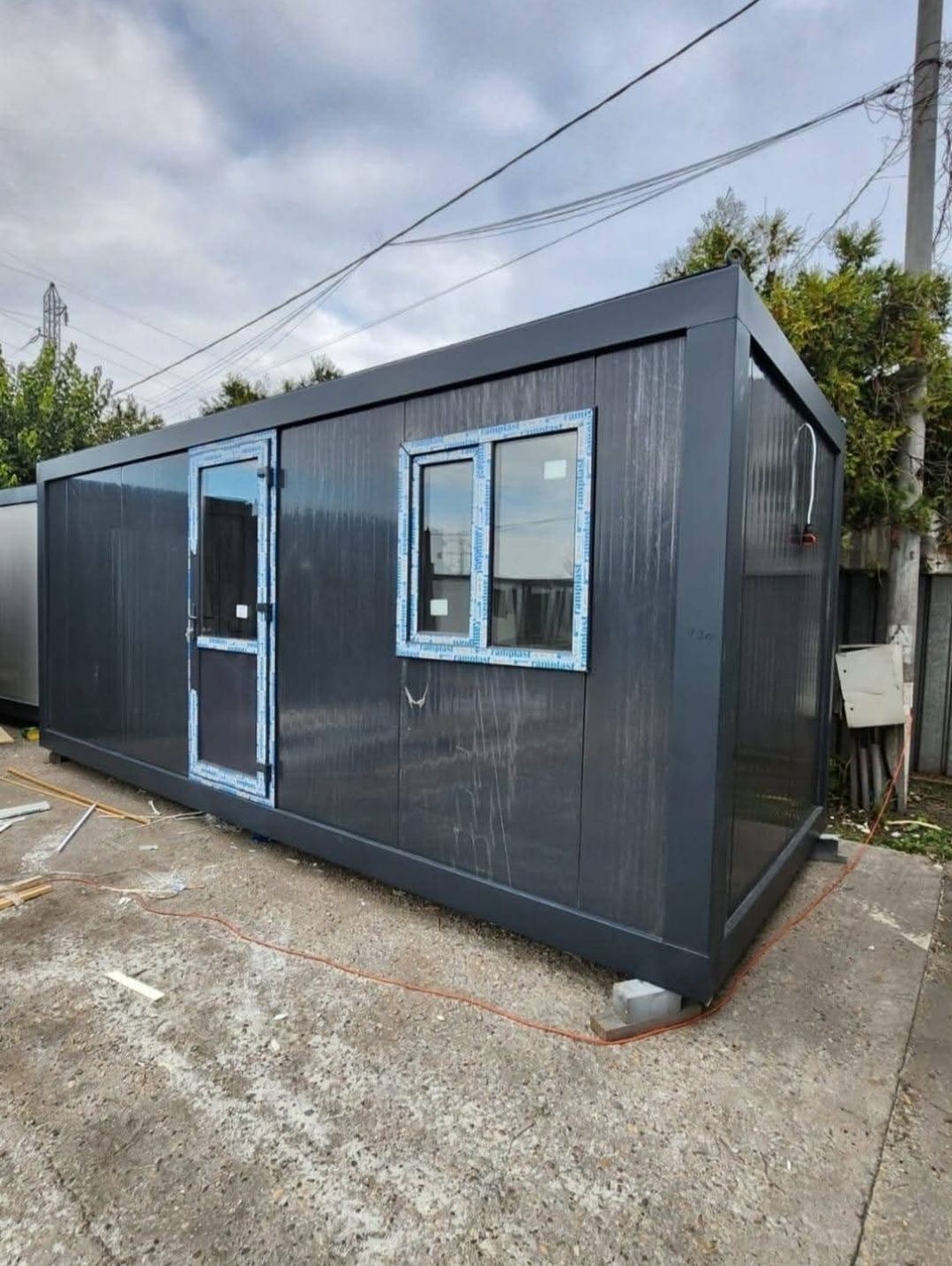 Vand containere modulare container modular la super preț