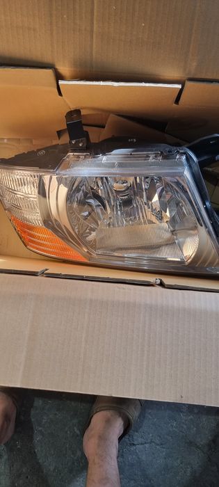 Фары перед и зад Pajero 07г