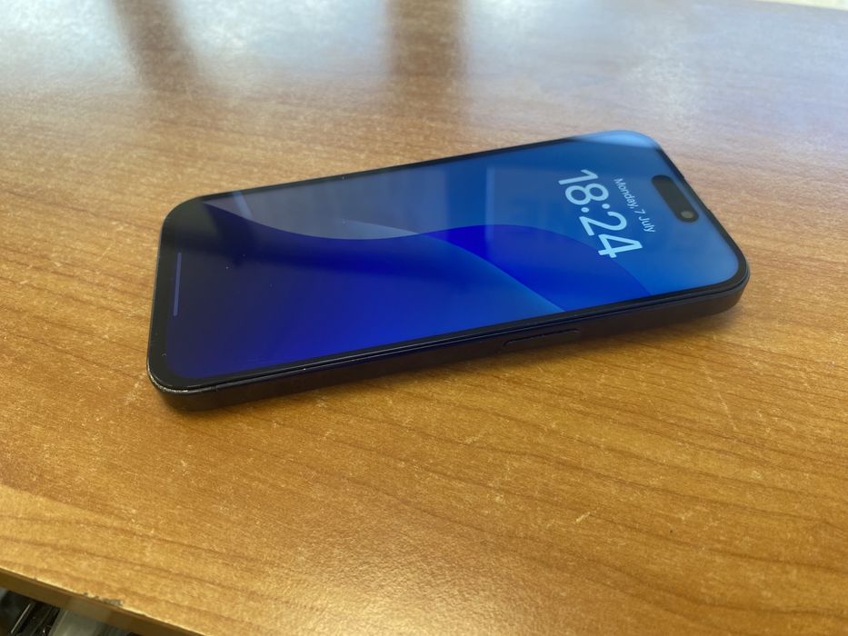 Iphone 15 Pro black 128Gb la cutie