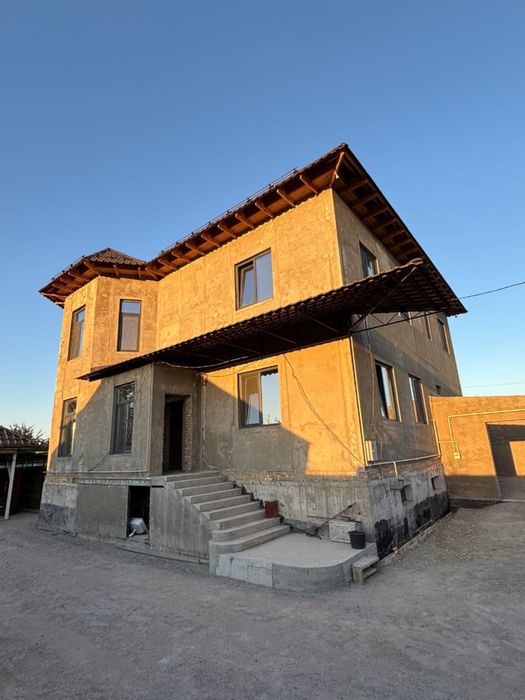 Продам коттедж с цокольным этажом