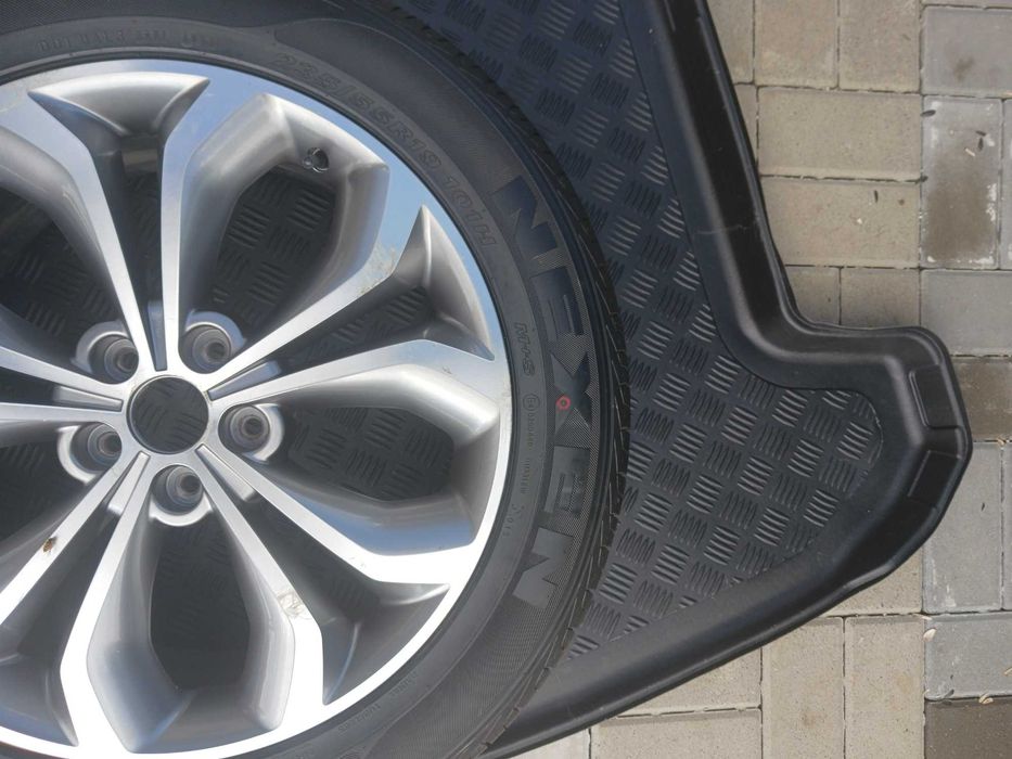Vand 1 bucată anvelopă  235/55/r19  101H  M+S   NEXEN   dot 2017
