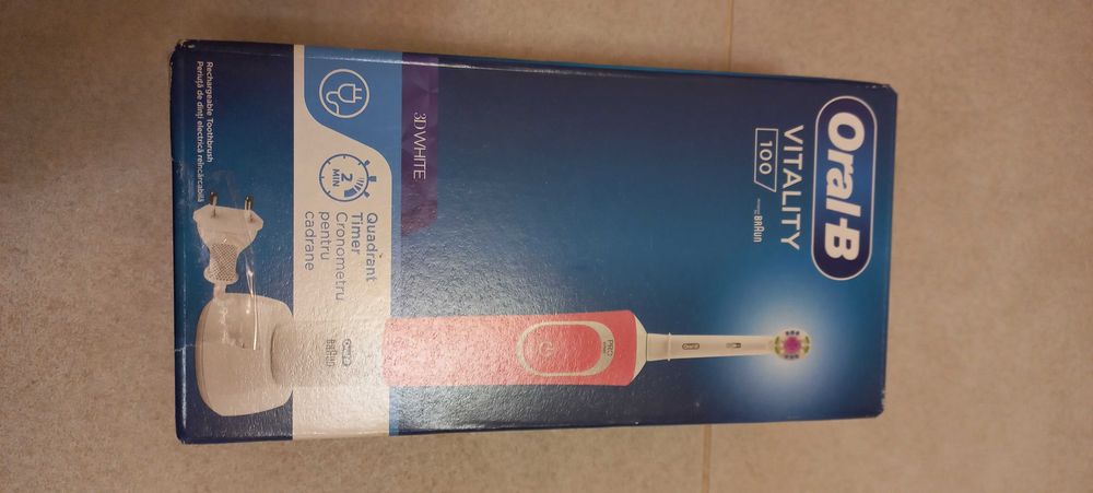 Periuta dinti electrica Oral-B Vitality Pink 3D White