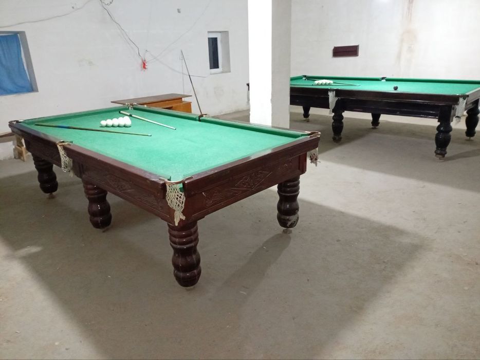 Bilyart stol sotiladi