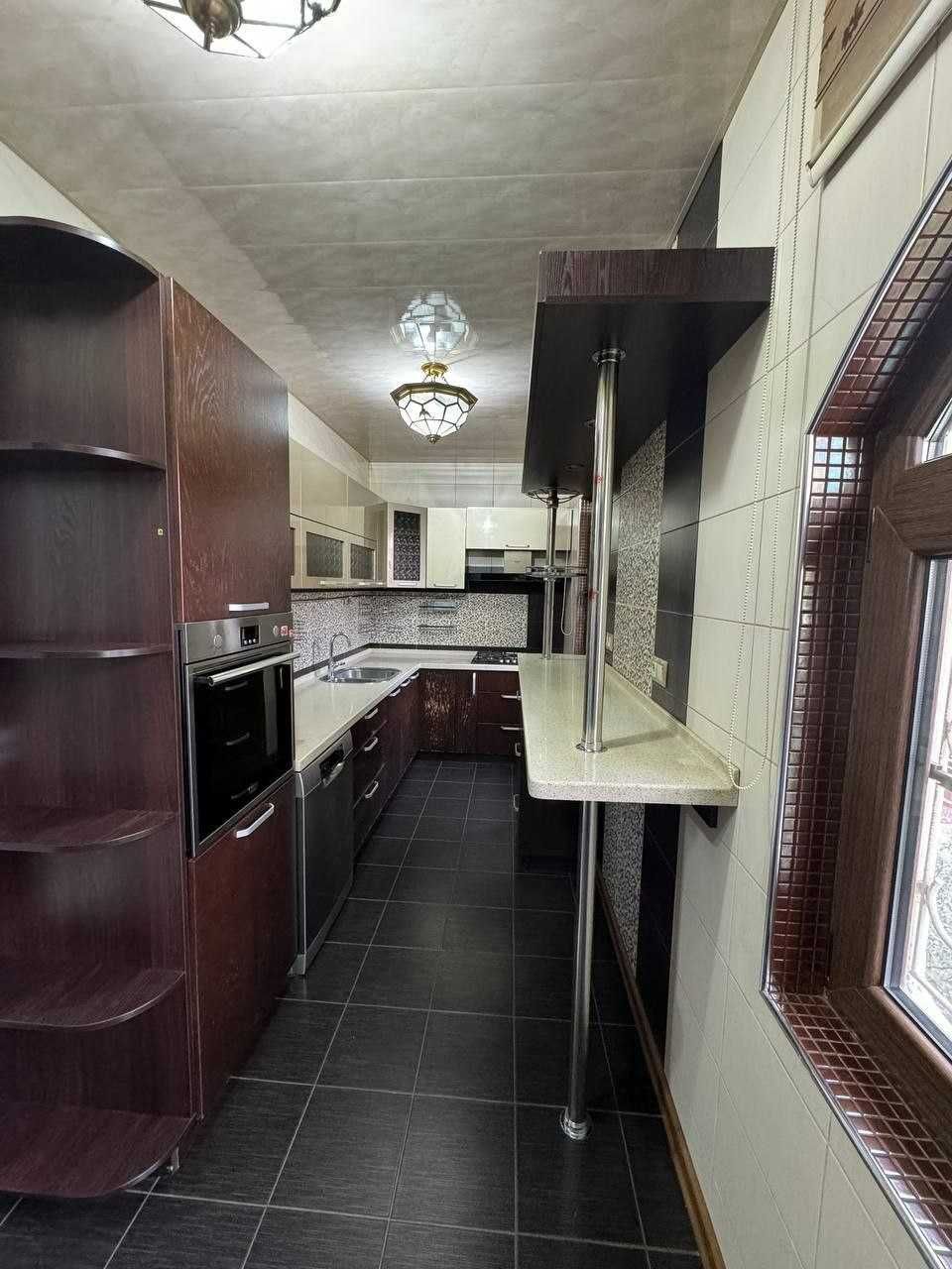 5-комнатная квартира по ул. Айбека (целых 152м2) ID: 3203