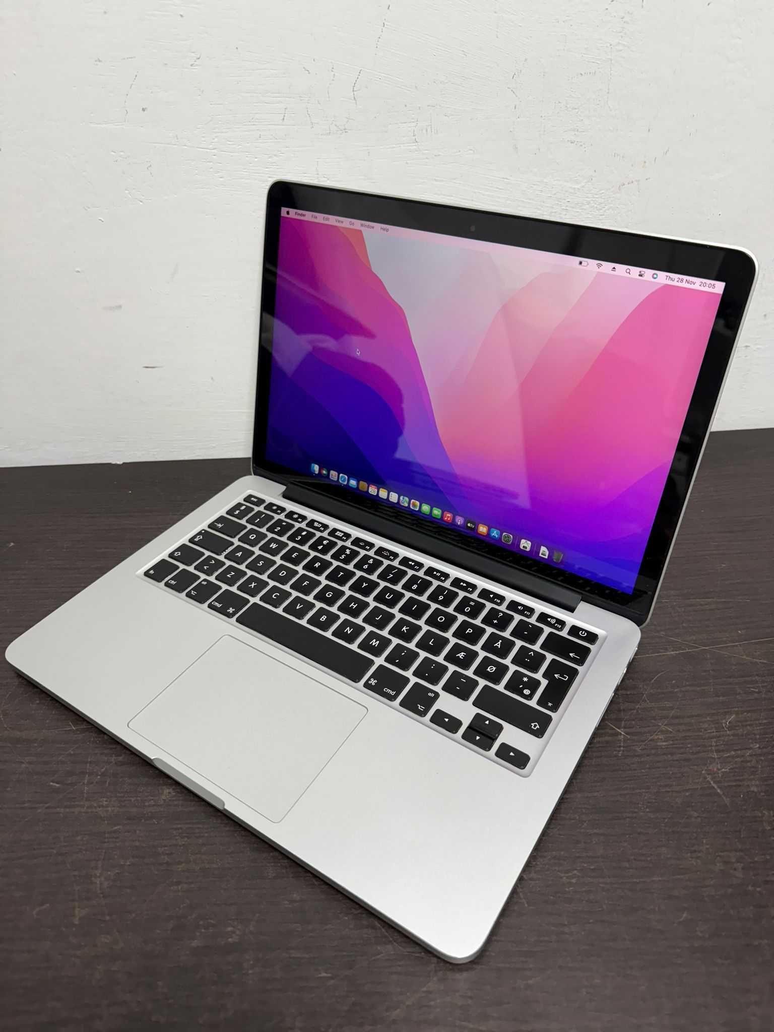 Laptop MacBook Pro 13 Retina Display, 2015, Core i5 , 8Gb, 256Gb SSD
