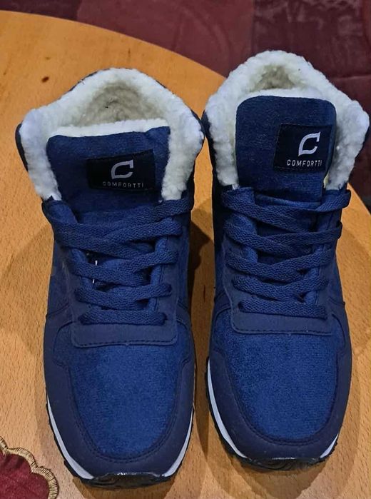 Продавам зимни боти