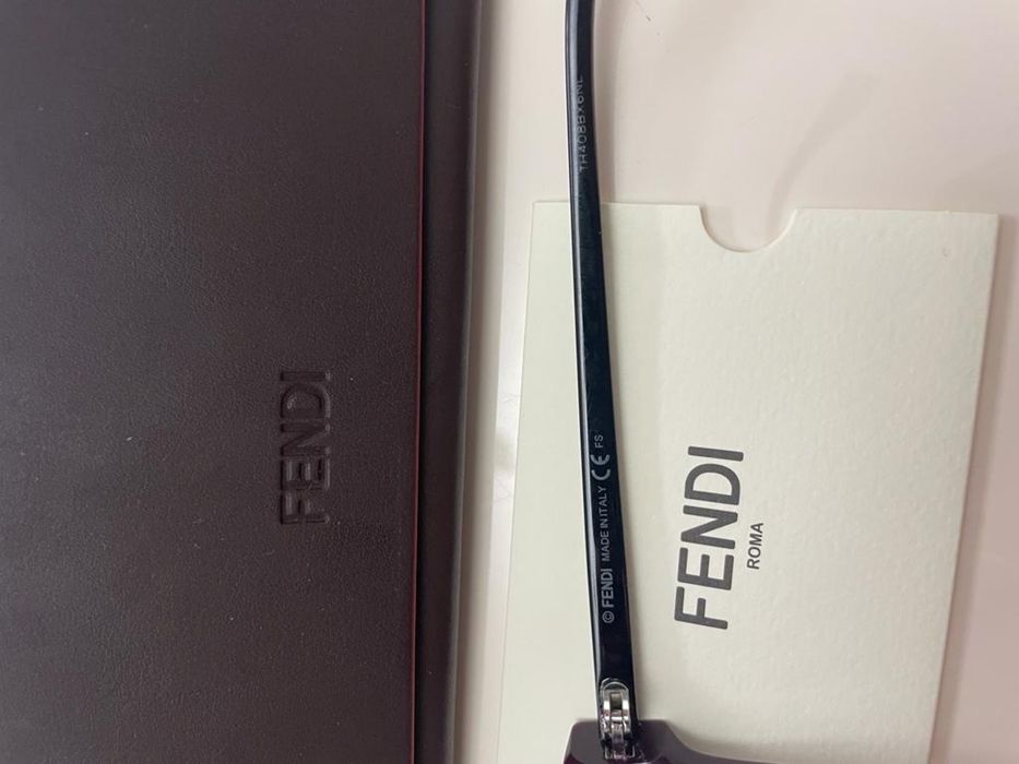 Vand ochelari  Fendi originali