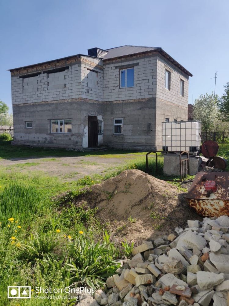 Продам дом двухэтажный