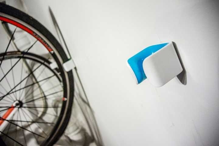 Suport bicicleta perete mobila lemn Clug (original)