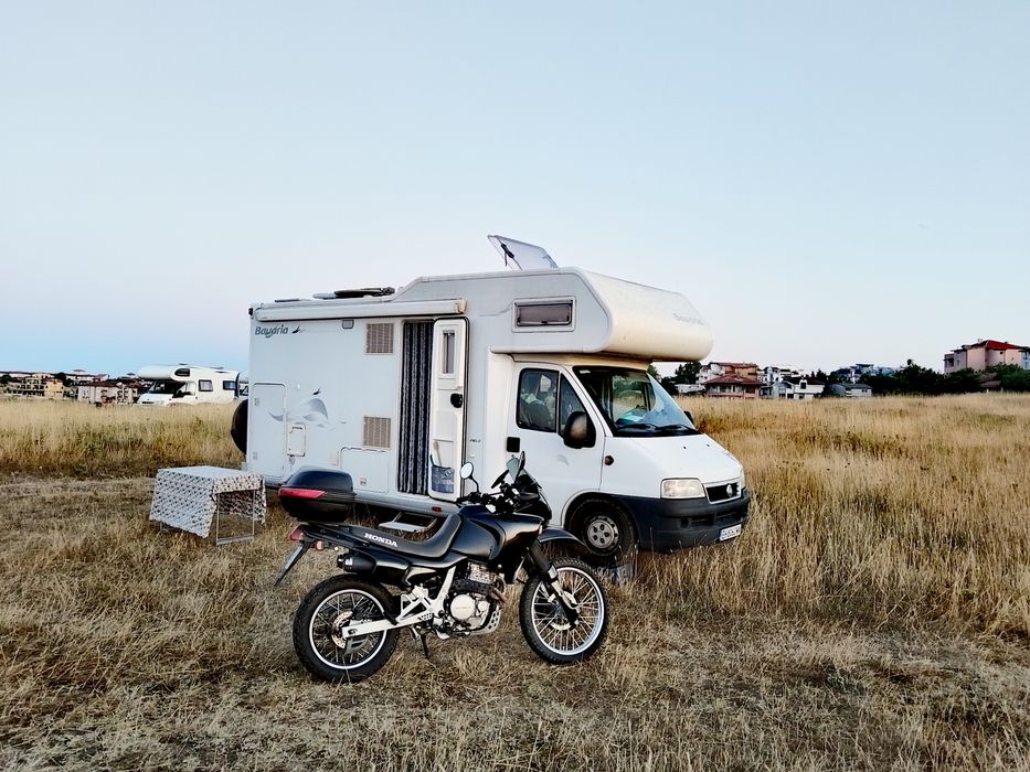 Продавам Honda NX 500