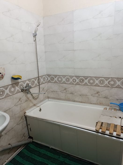 1 хоналик уй ижарага берилади