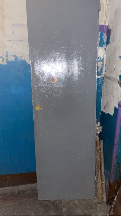 Отдам дверь дерево