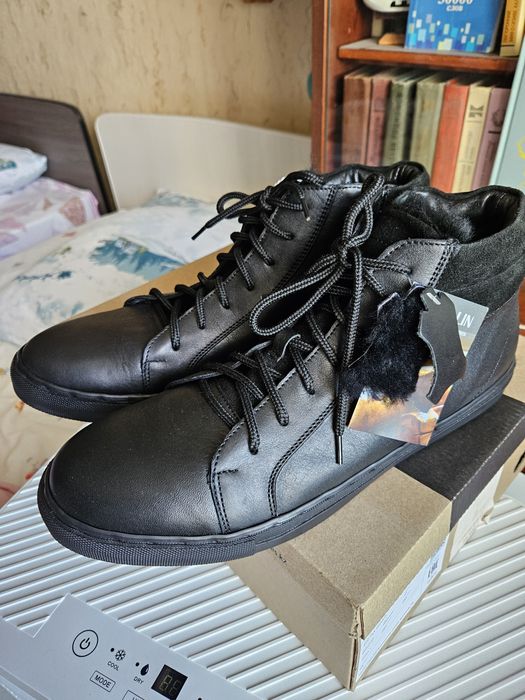 Мужские, зима, натуральный мех, кожа,  новые, 45 размер,  22000.