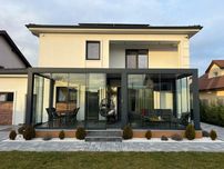 Tamplarie PVC,Aluminiu,Pergole,Glisante,Balustrade Sticla