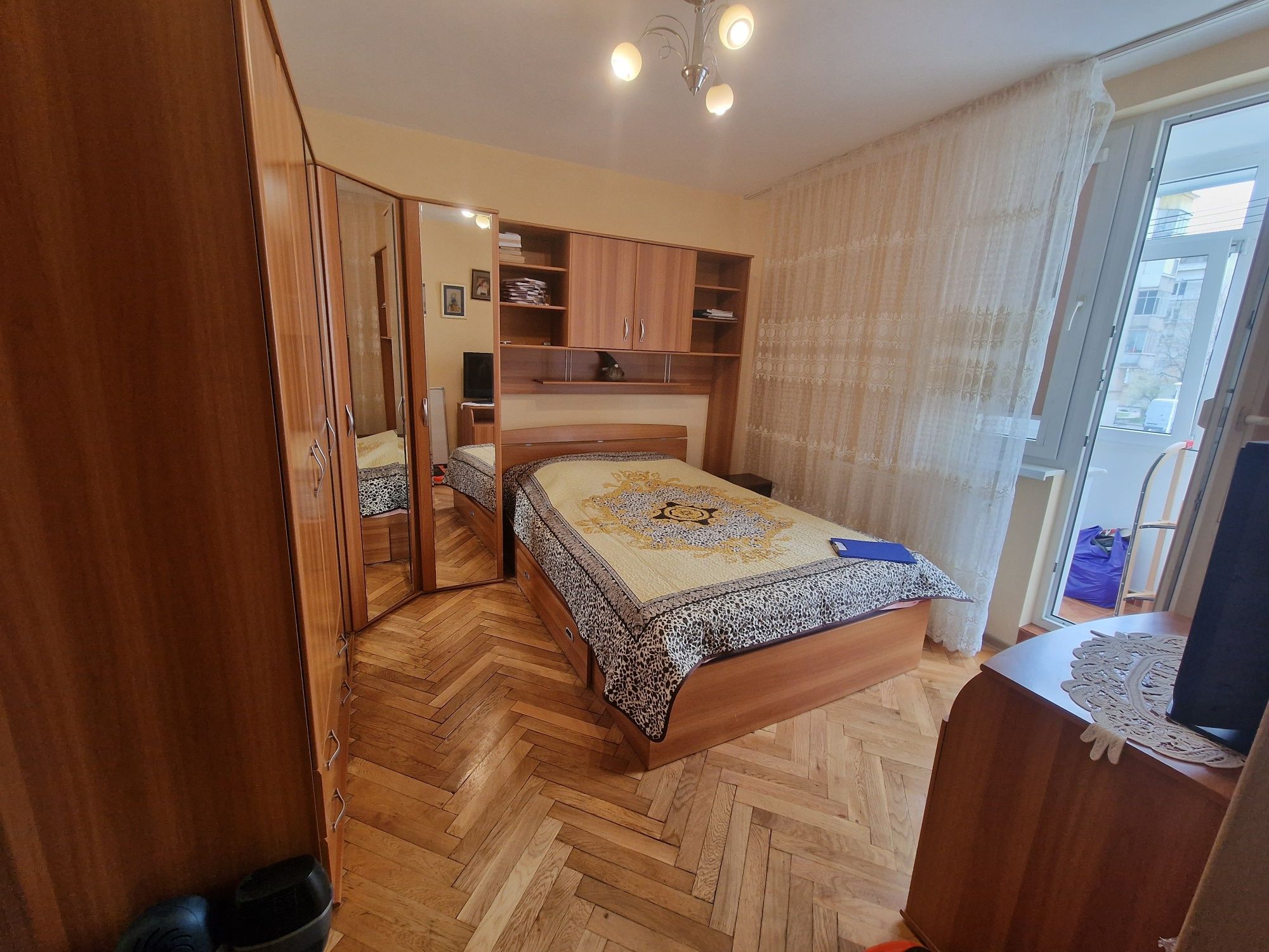 Mobilier dormitor de vanzare