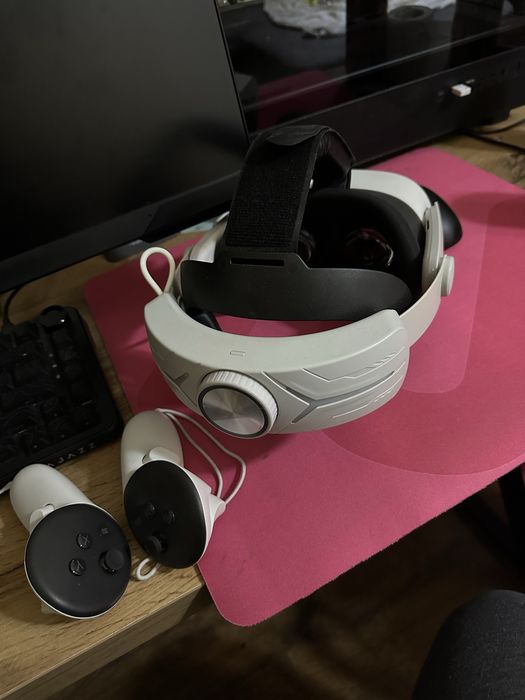 Продал oculus quest 3s+ доп аккумулятор