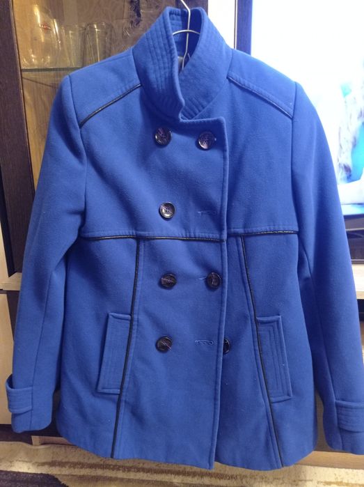 Пальто женское в отличном состоянии