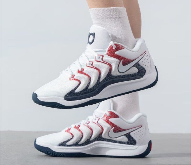 Nike Kobe. KD New Collection (Basketball)