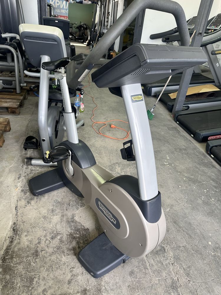 Technogym excite upper bike