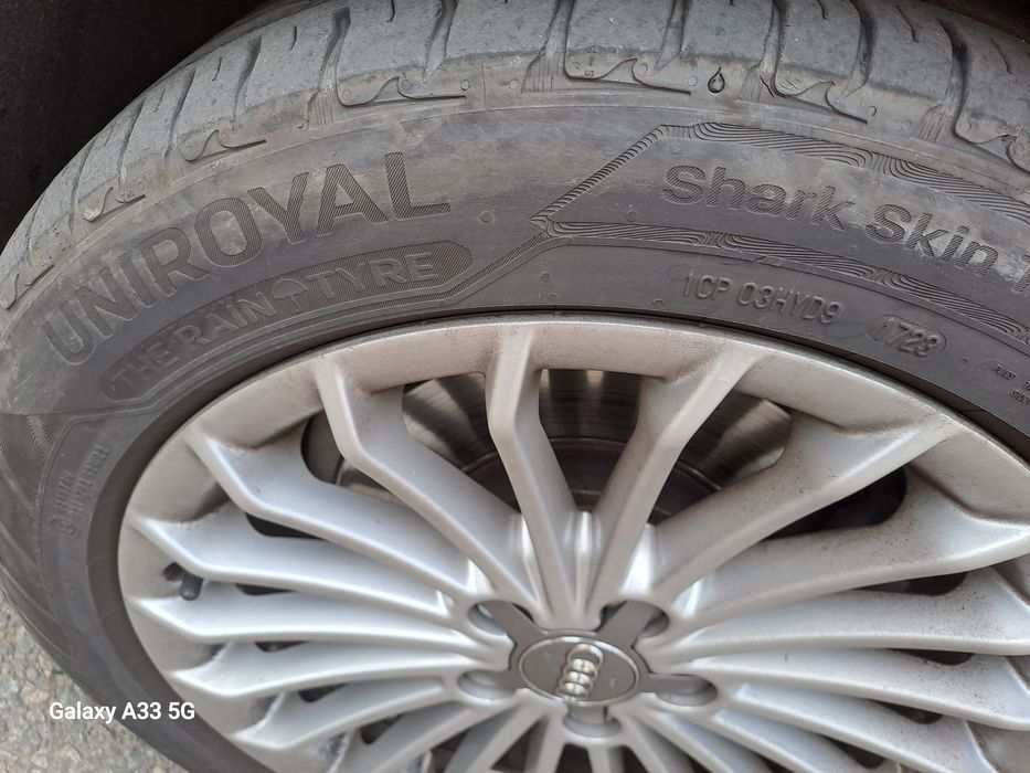 Vând set 4 jante aliaj spițate R17