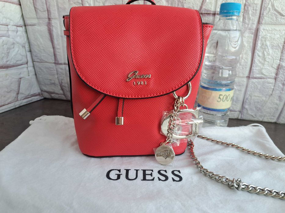 дамска чанта,GUESS-малка червена чантичка,гес,нова