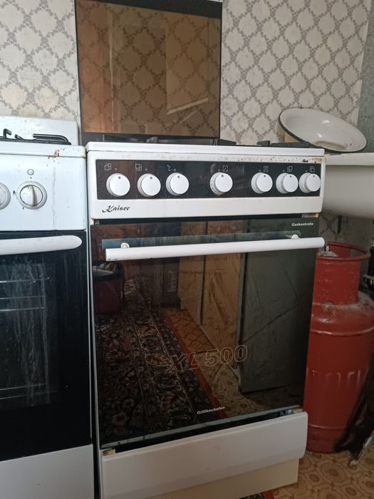 Продам газовую плиту немецкого качества 2 комфорки рабочие 2 не работ