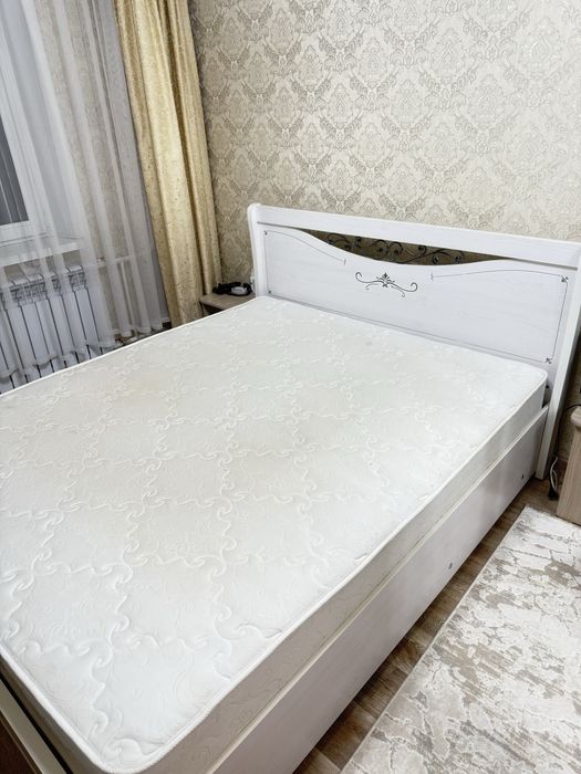 Продам кровать «Афродита» с подъемным механизмом и матрасом