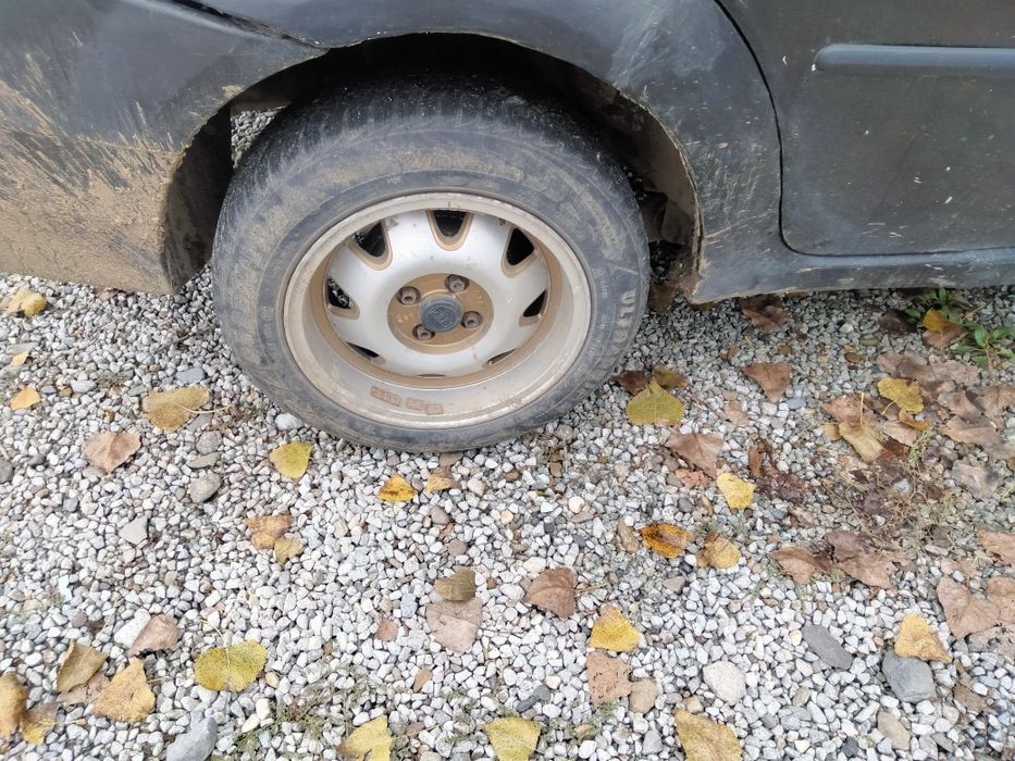 Vând jenți de aluminiu