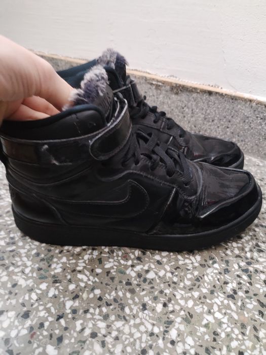 Дамски зимни маратонки nike
