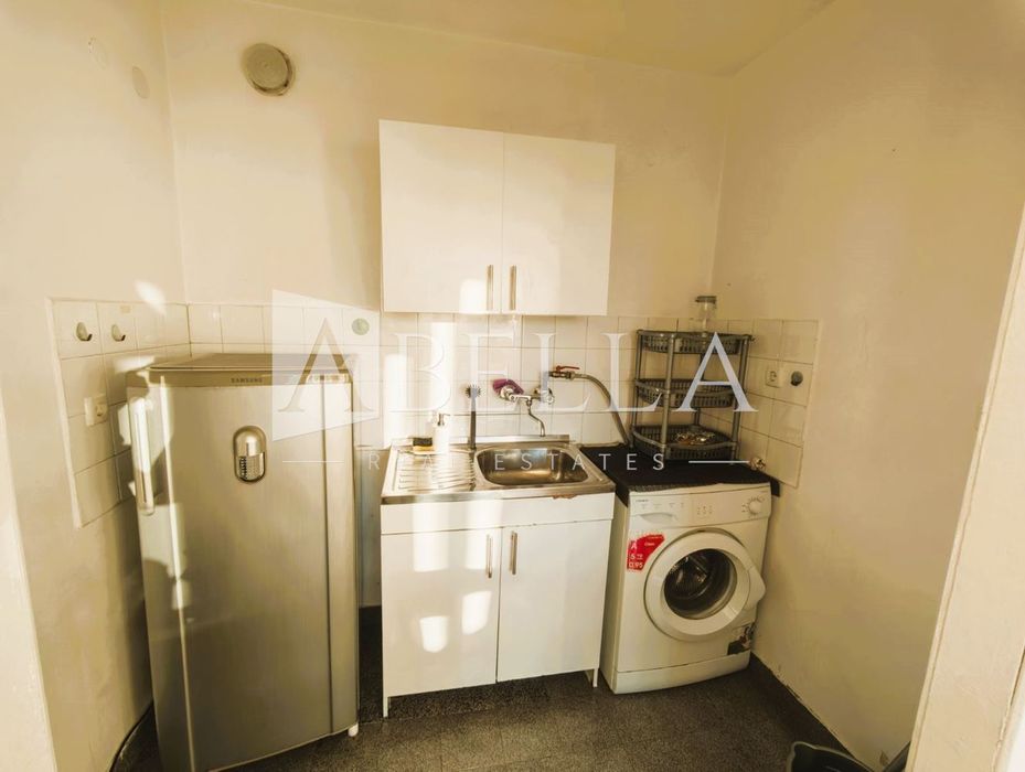 Дава се под наем Едностаен апартамент в София, Хиподрума - 35 кв.м за 459 € - Снимка #2