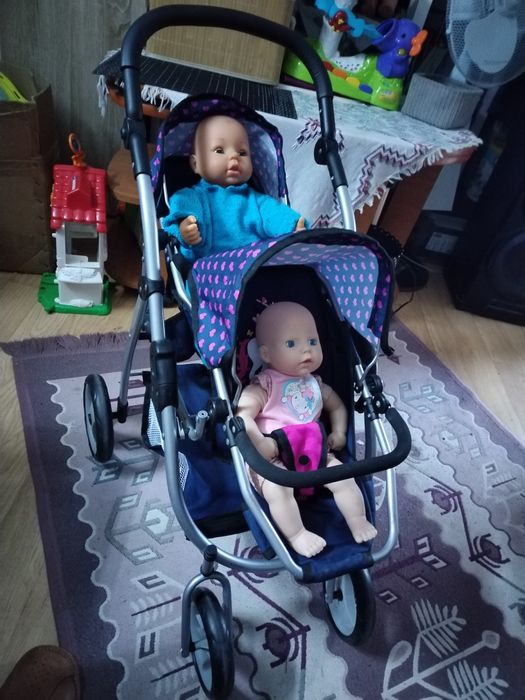 Căruț gemeni pt păpuși este nou