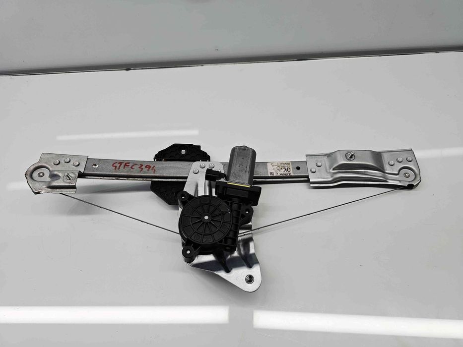 Macara electrica geam stanga fata Dacia Sandero 2 [Fabr 2012-prezent]