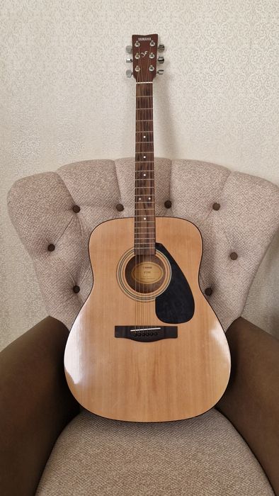 Акустическая гитара Yamaha F310.