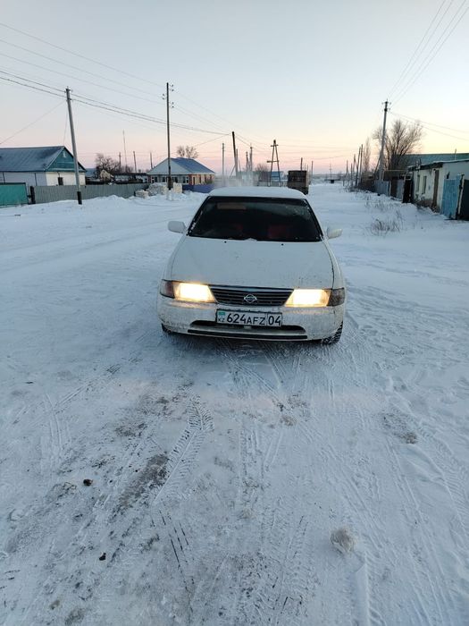Продам Ниссан сани