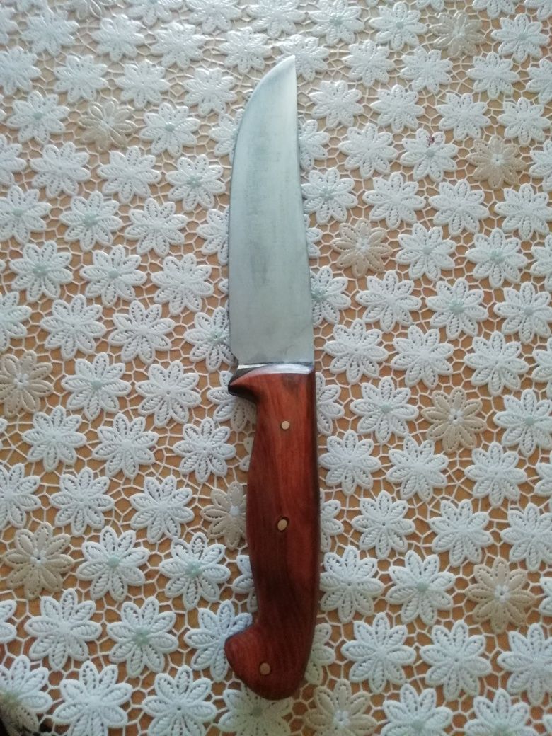 Масивен касапски нож