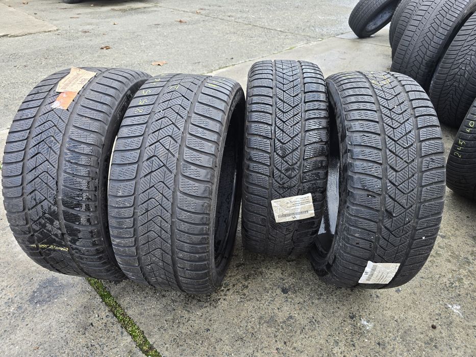 Anvelope iarna 225 45 18 si 255 40 18 Runflat