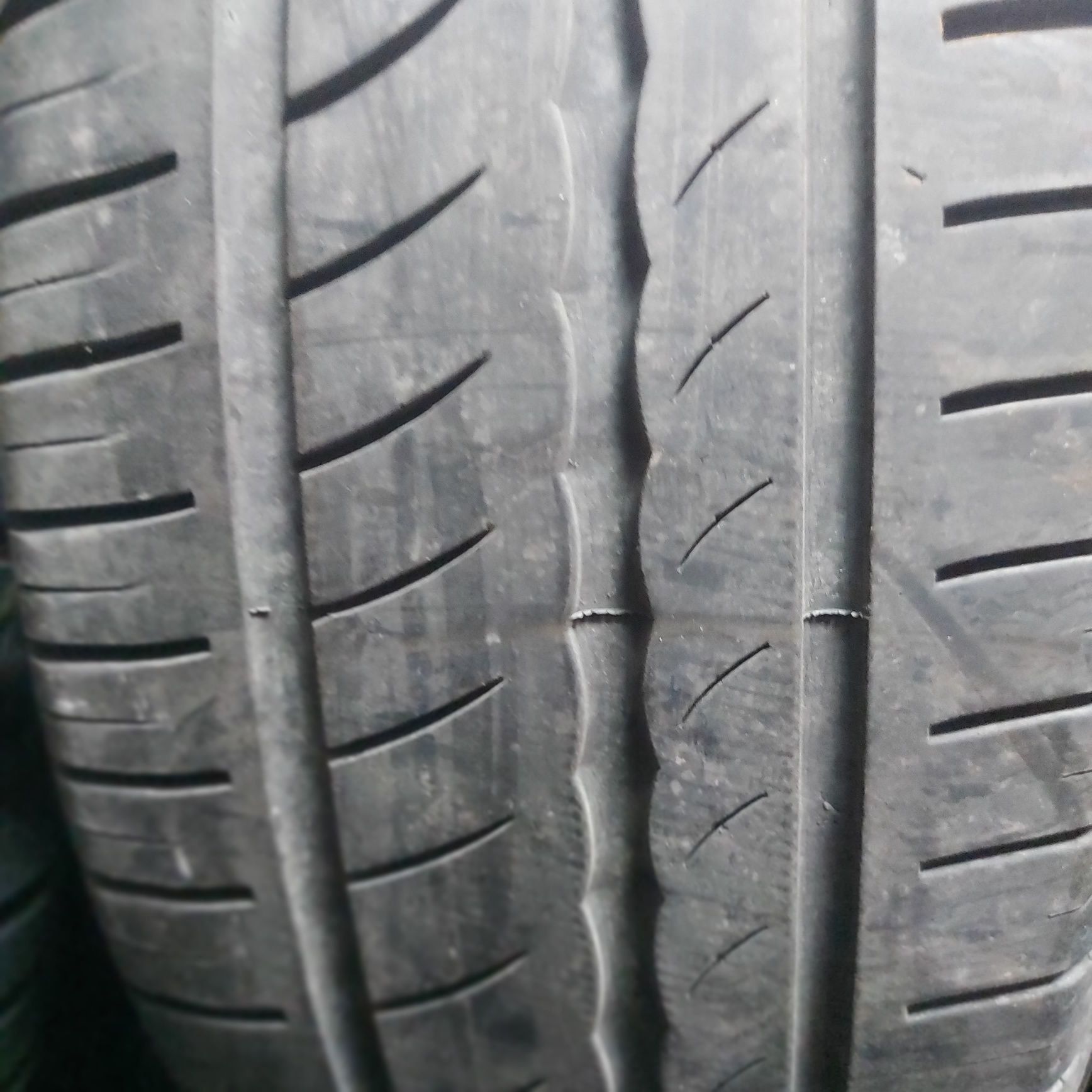 195/55/15" pirelli 4бр.гуми