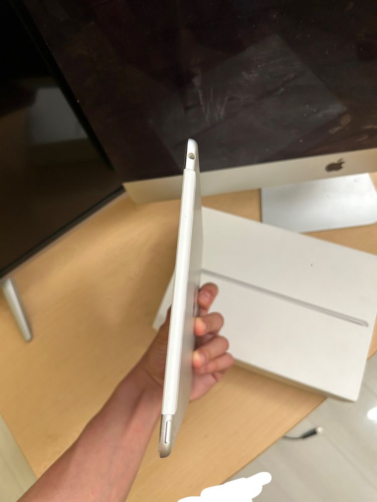 Apple iPad Air 2 - 64gb с 20W зарядно