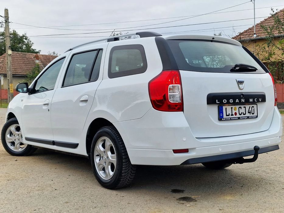 Dacia Logan Model ~ CELEBRATION ~ 898 benzina TCe ~ 90 CP ~ Euro 6 ~ NAVIGATIE